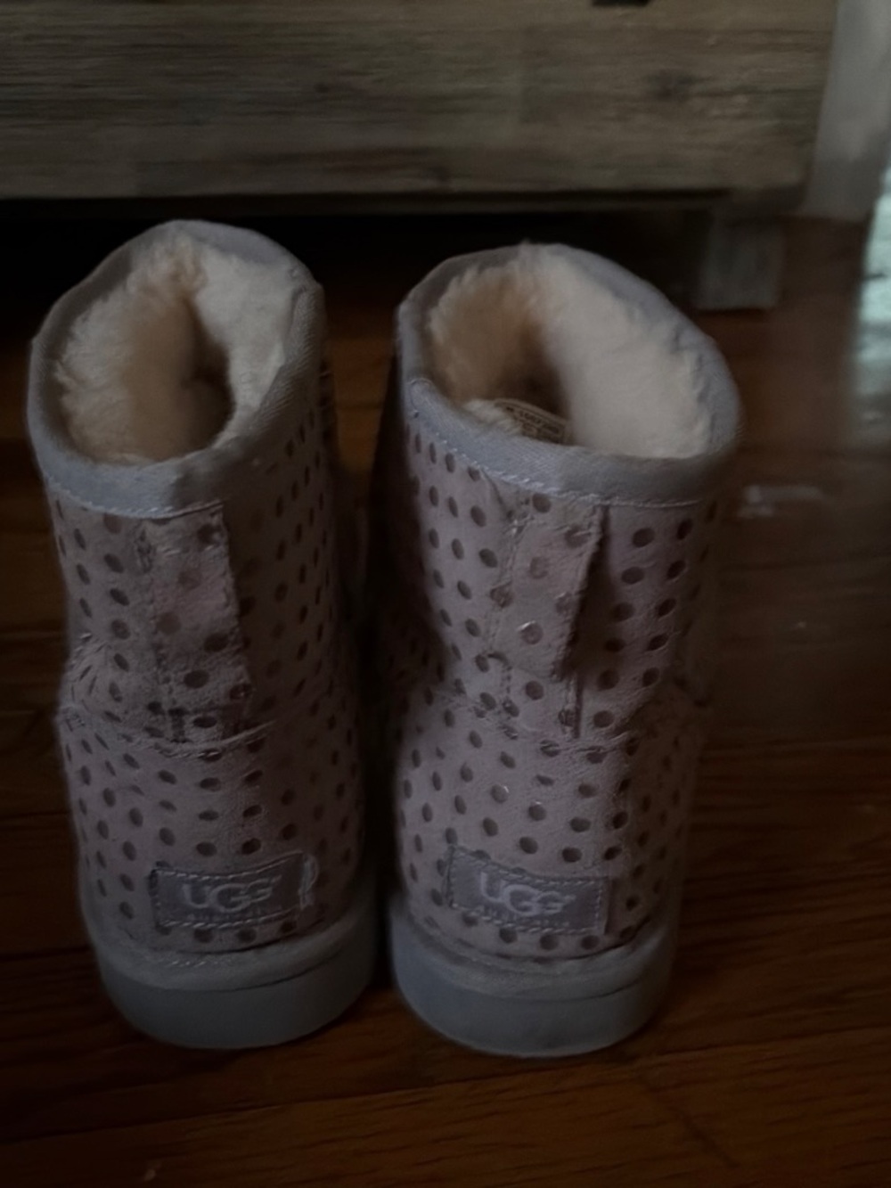 UGG Kids Polka Dot Short Boot - Light Gray